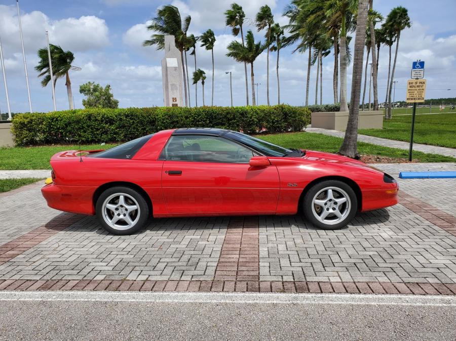  Chevrolet Camaro SS (1710) 1996 года  (фото 15 из 101)